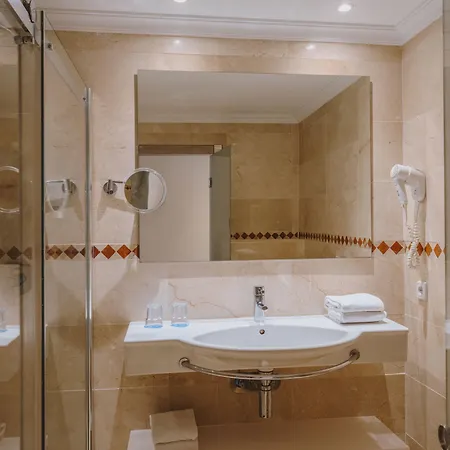 Otel Grupotel Aguait & - Adults Only