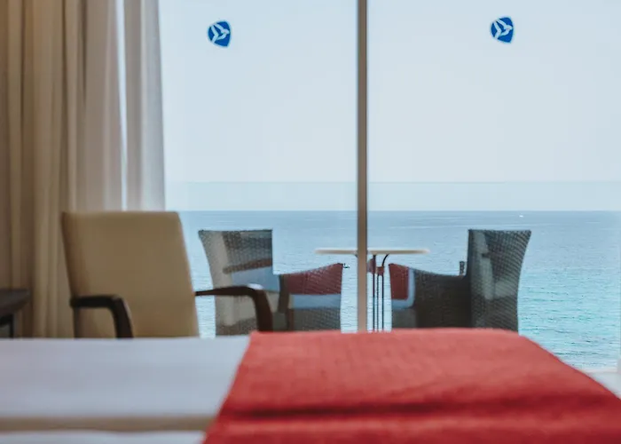 Grupotel Aguait & - Adults Only