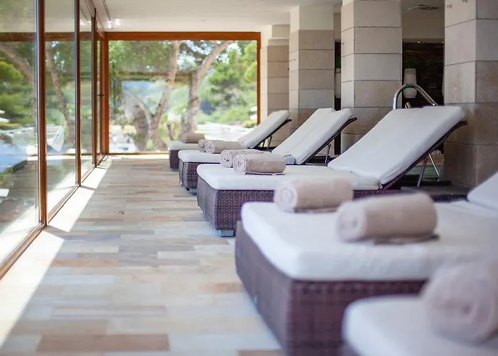 فندق Grupotel Aguait & - Adults Only