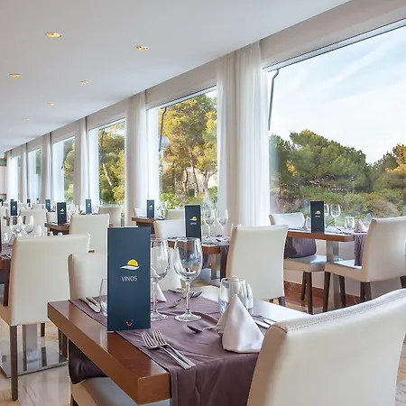 Grupotel Aguait & - Adults Only