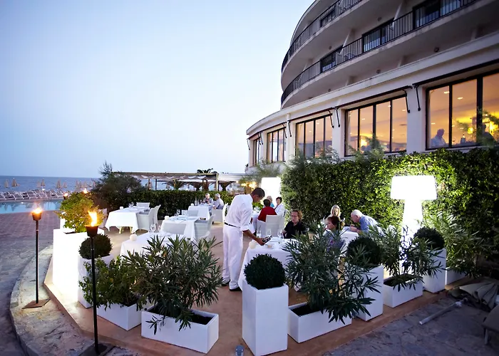 Grupotel Aguait & - Adults Only