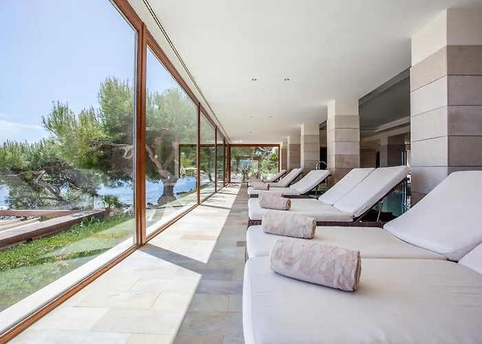 Grupotel Aguait & - Adults Only Hotel